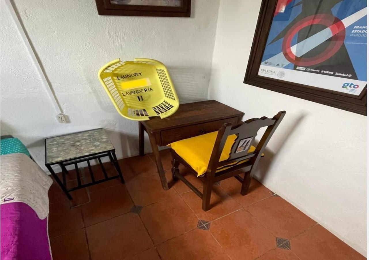 Hostal Casa De Dante Guanajuato Esterno foto