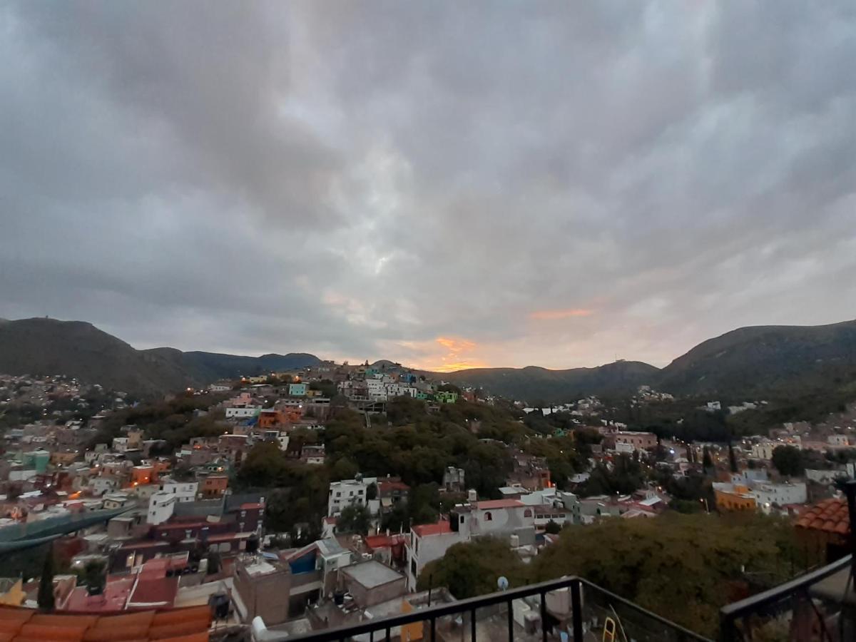 Hostal Casa De Dante Guanajuato Esterno foto
